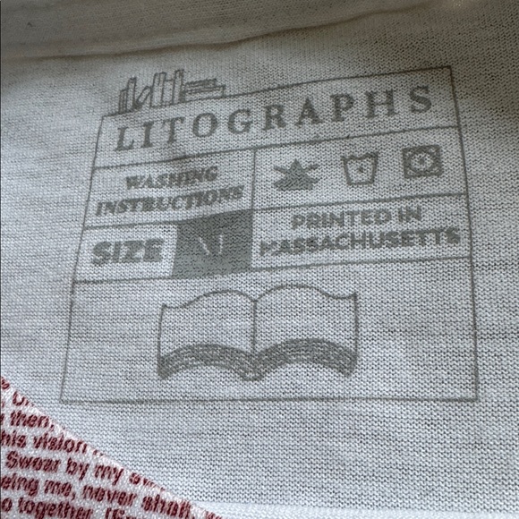 Litographs | Shakespeare Hamlet Hand Pressed Design 1 Brick Red | Size M - Picture 4 of 6